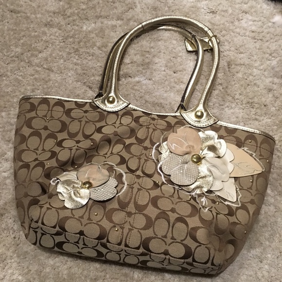 Coach Bleeker Floral Signature Tote - Picture 1 of 8